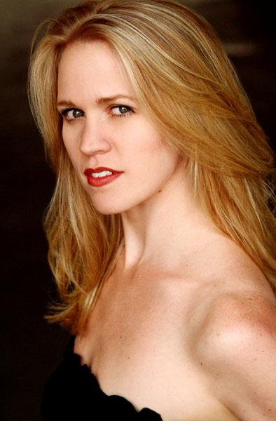 Lauren Kennedy performs in concert TONIGHT at the Laurie Beechman Theatre!